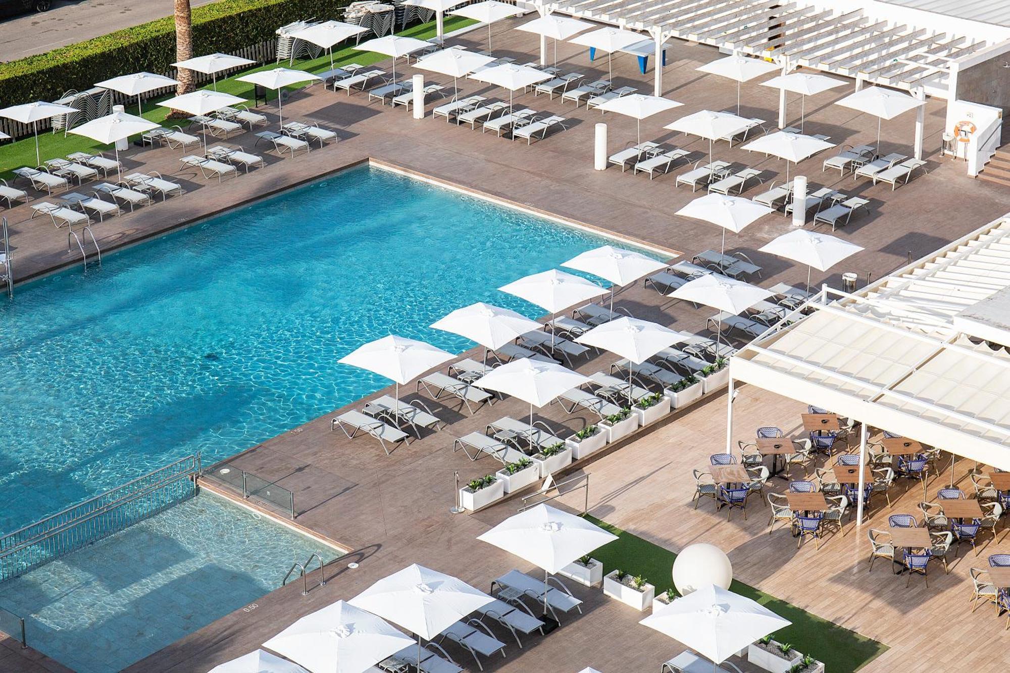 Bq Delfin Azul Hotel Порто де Алькудиа Экстерьер фото